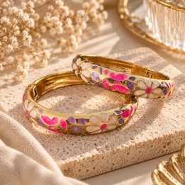 Bracelet jonc fleuri