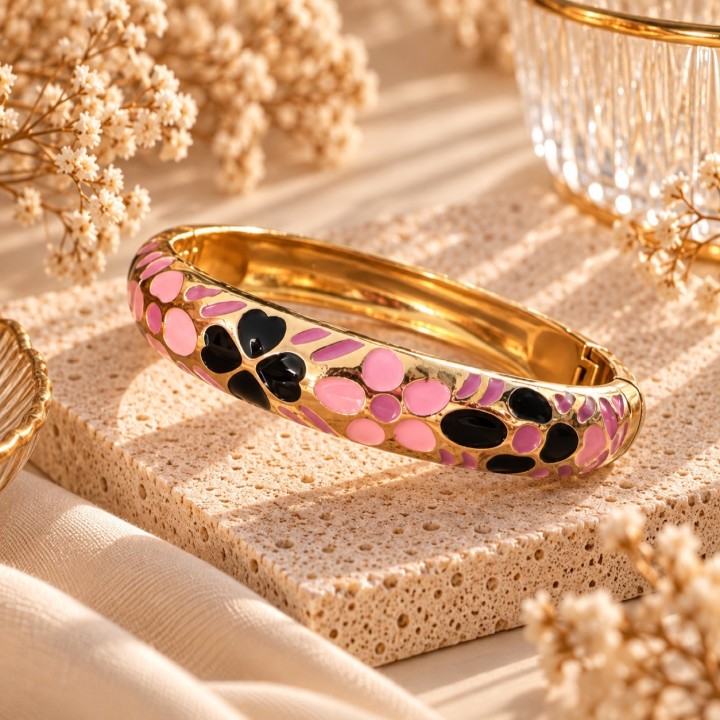 Bracelet jonc fleuri